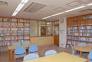 図書室兼多目的室の写真