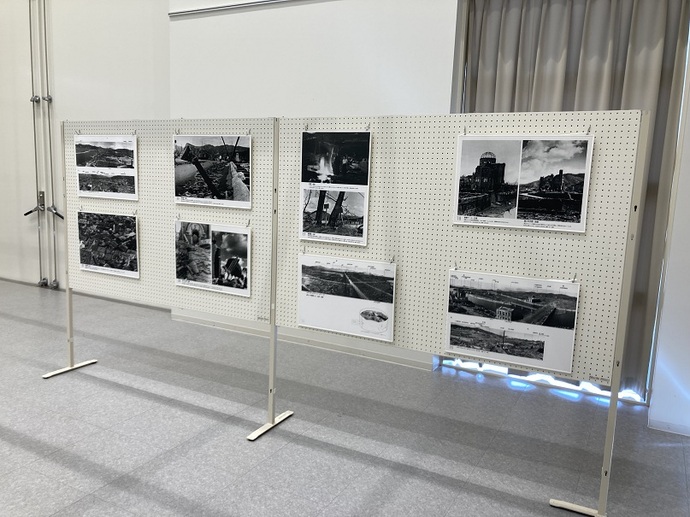 パネルの展示の様子