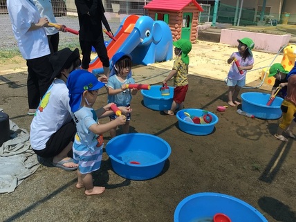 水鉄砲楽しいな