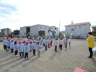 写真：なわとび大会2回目の様子1