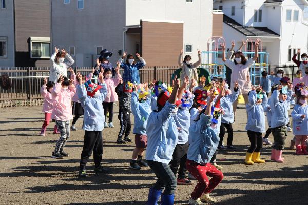 写真：豆まきの様子3