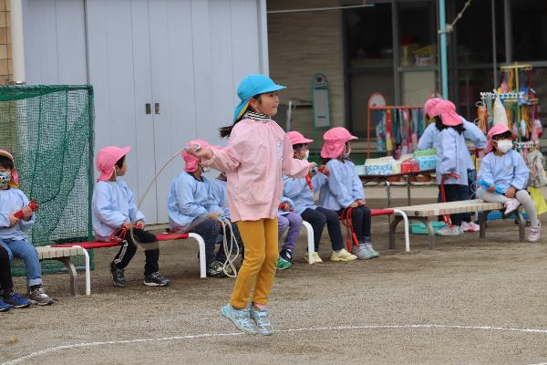 写真：なわとび大会1回目の様子4