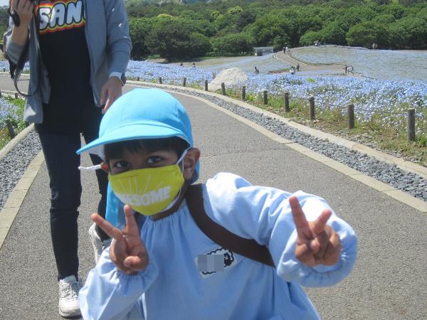 写真：海浜公園で親子遠足5