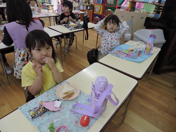 写真：誕生会の様子3