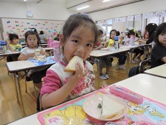 写真：誕生会の様子4