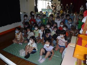 写真：花火大会を見に来たお客さん