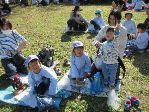 写真：親子遠足のお弁当の様子