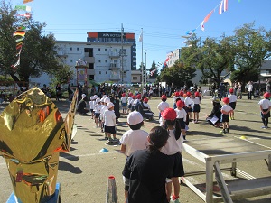 写真：運動会の開会式の様子