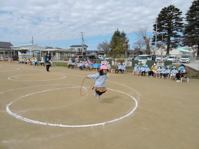 写真 縄跳び大会の様子