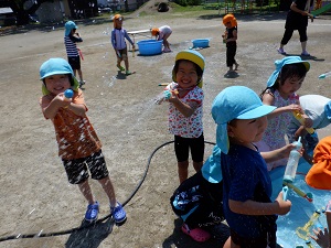 写真：水遊び