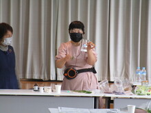 写真：説明している講師