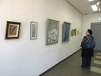 写真： 花を描く日本画教室展