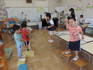 写真：芸術鑑賞会ごっこ