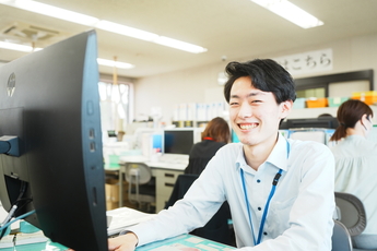 写真：市職員の業務の様子2