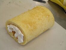 写真:出来上がったロールケーキ