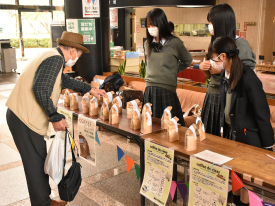 脱臭剤販売